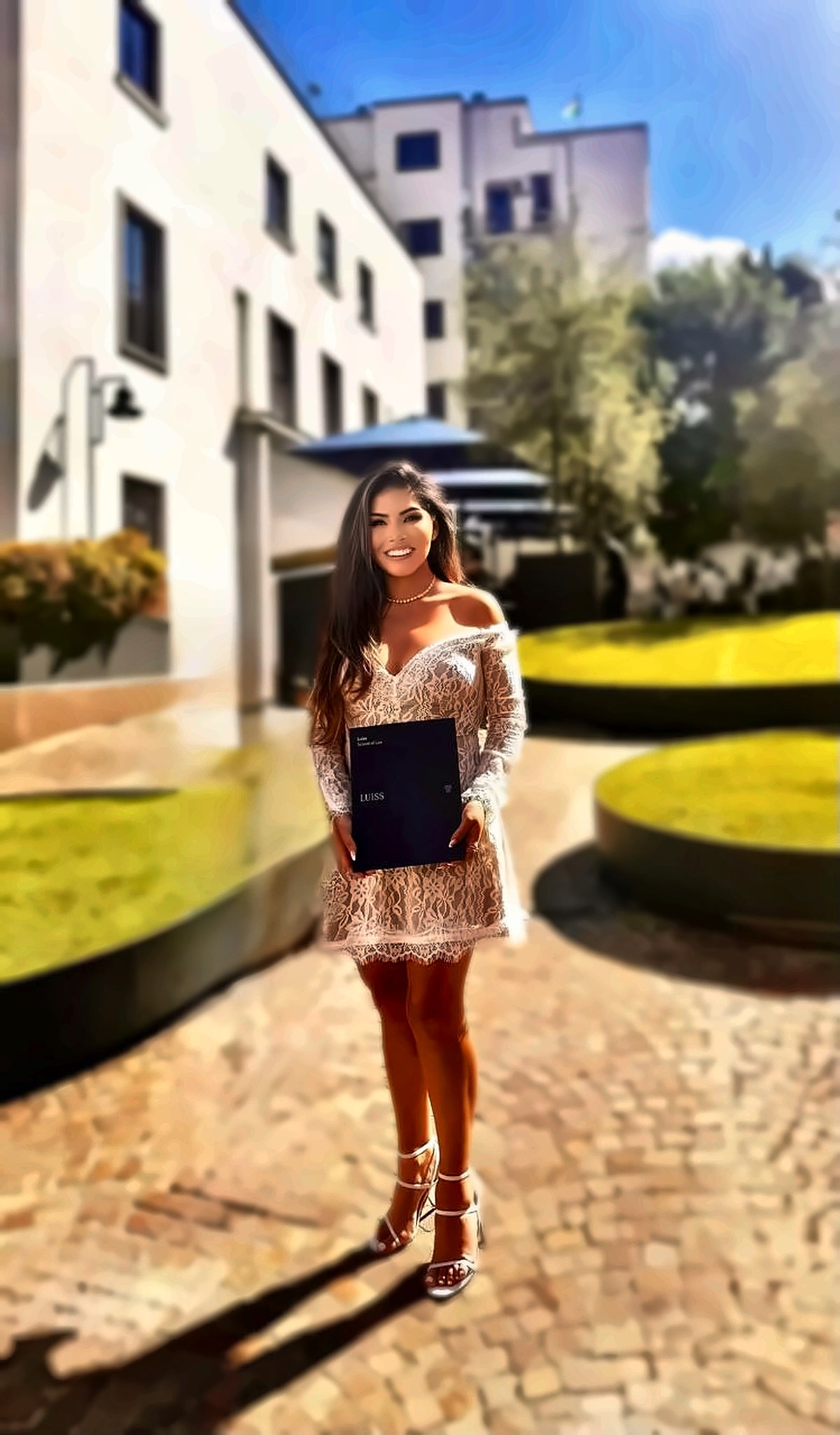 Kreslin Arrea, magíster en Business and Company Law por la Luiss School of Law, Roma, Italia